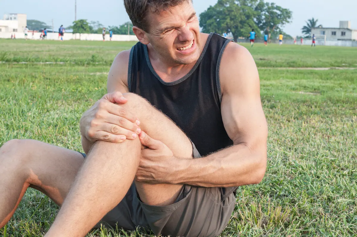 Chiropractor for strain and sprain treatment