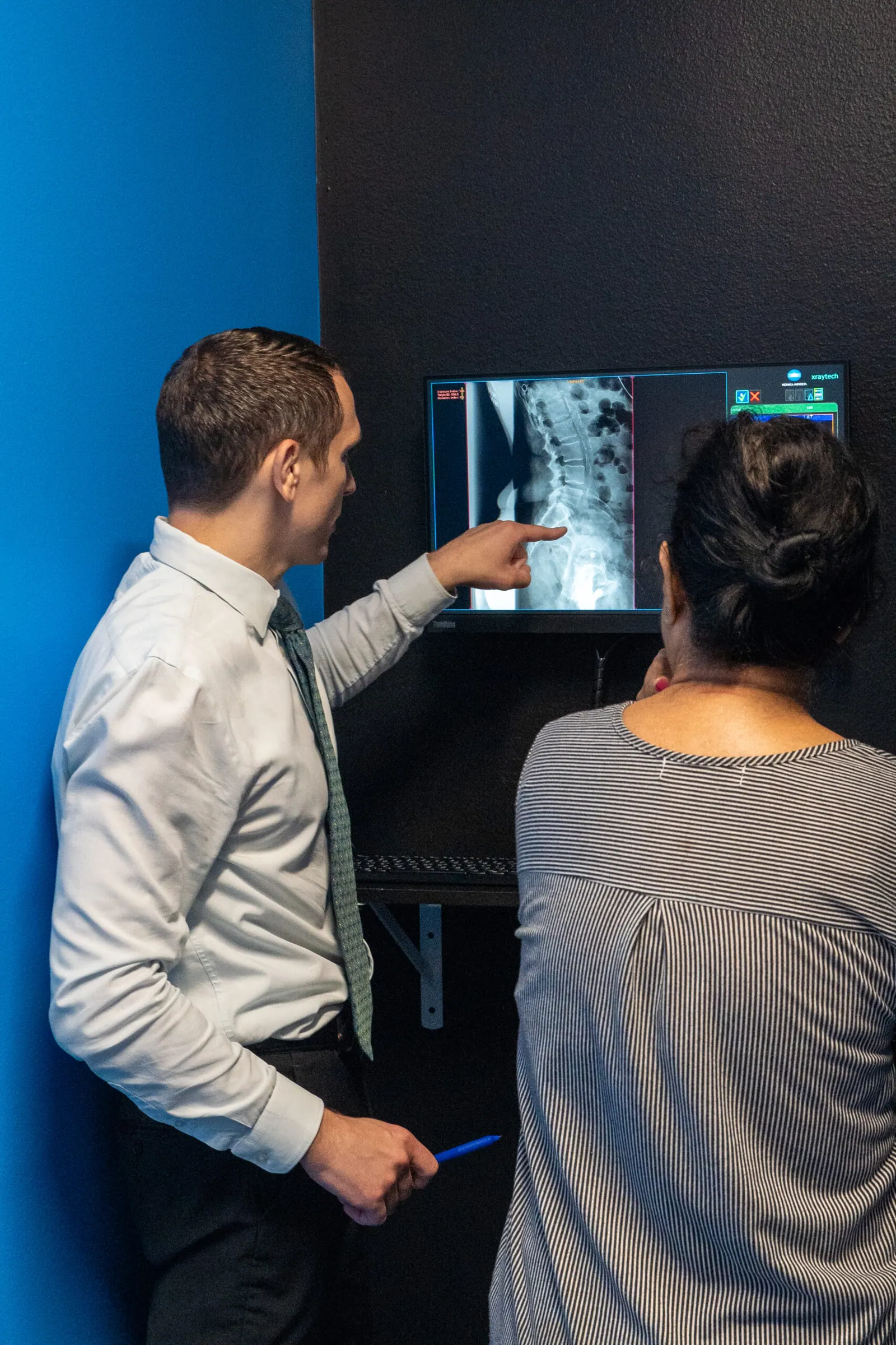 Spine X-ray in Fanwood